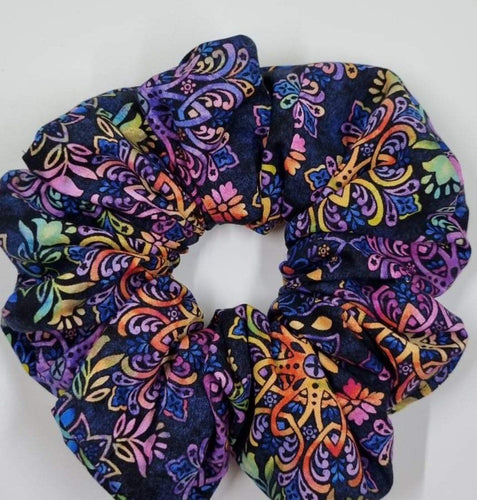 Phoebe XL Scrunchie